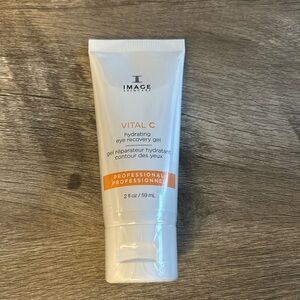 (NWT) Vital C Hydrating Eye Recovery Gel 2fl oz